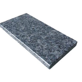 Parapet z granitu Steel Grey Poler szerokość 32,5cm grubość 2cm